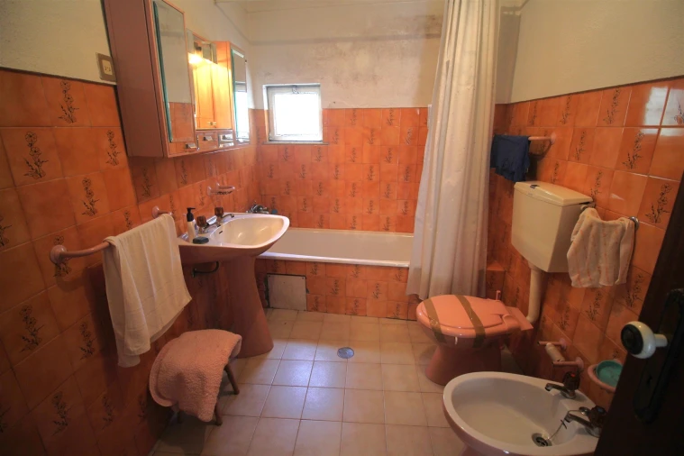 Moradia T2 para Venda em São Paio Foto 5