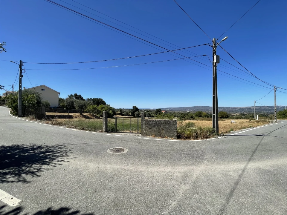 Quinta T2 para Venda em Melo e Nabais Foto 10