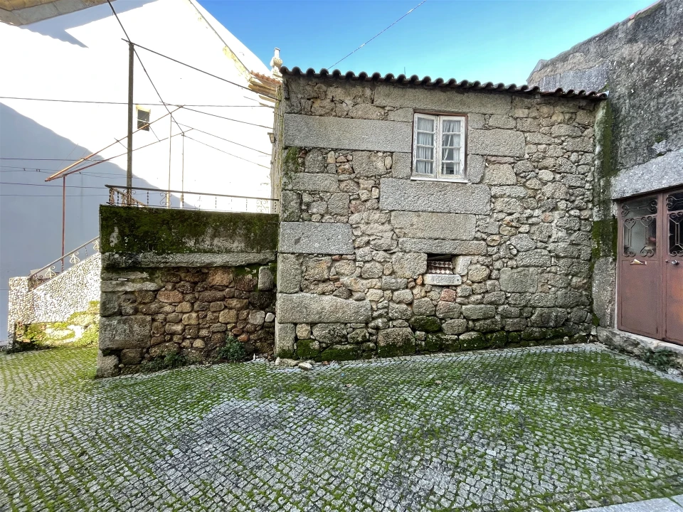 Moradia T0 para Venda em Gouveia (São Pedro e São Julião) Foto 5