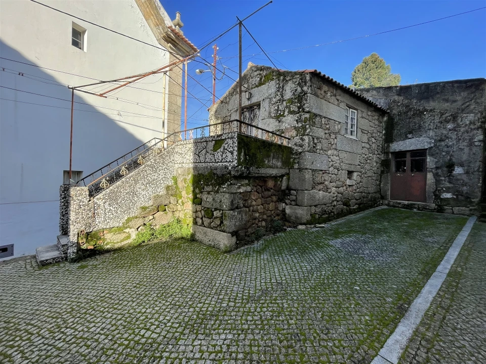 Moradia T0 para Venda em Gouveia (São Pedro e São Julião) Foto 4