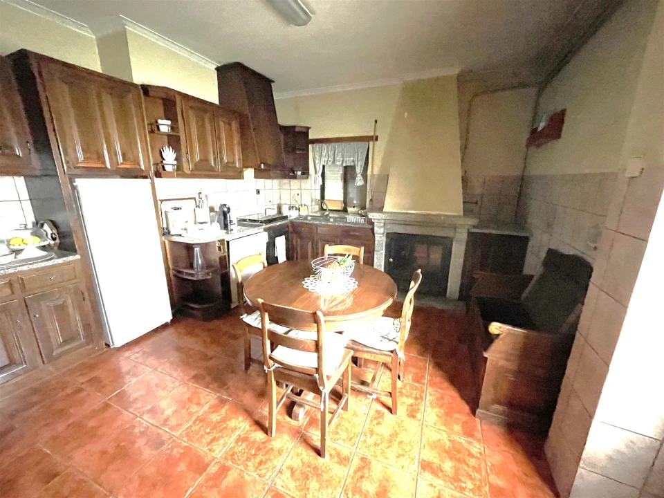 Moradia T7 para Venda em Vila Cortes da Serra Foto 15