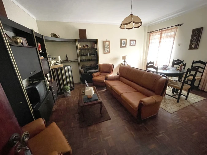 Moradia T7 para Venda em Vila Cortes da Serra Foto 18