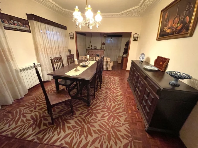 Moradia T7 para Venda em Vila Cortes da Serra Foto 19