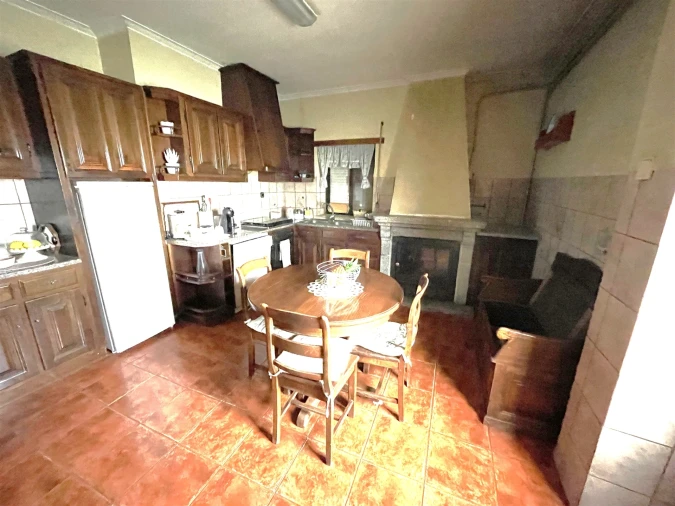 Moradia T7 para Venda em Vila Cortes da Serra Foto 15