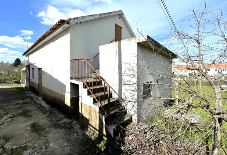 Moradia T7 para Venda em Vila Cortes da Serra Foto 11