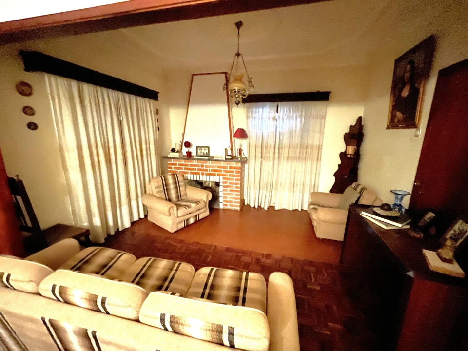 Moradia T7 para Venda em Vila Cortes da Serra Foto 20