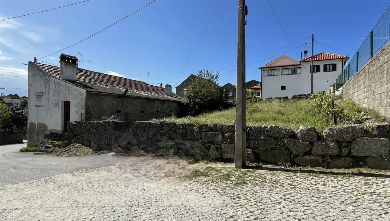 Moradia T4 para Venda em Nespereira Foto 5