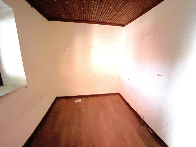 Moradia T4 para Venda em Nespereira Foto 11