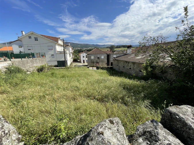 Moradia T4 para Venda em Nespereira Foto 6