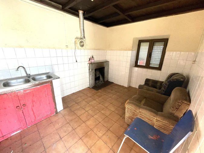 Moradia T4 para Venda em Nespereira Foto 17