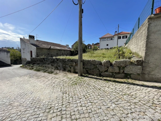 Moradia T4 para Venda em Nespereira Foto 8