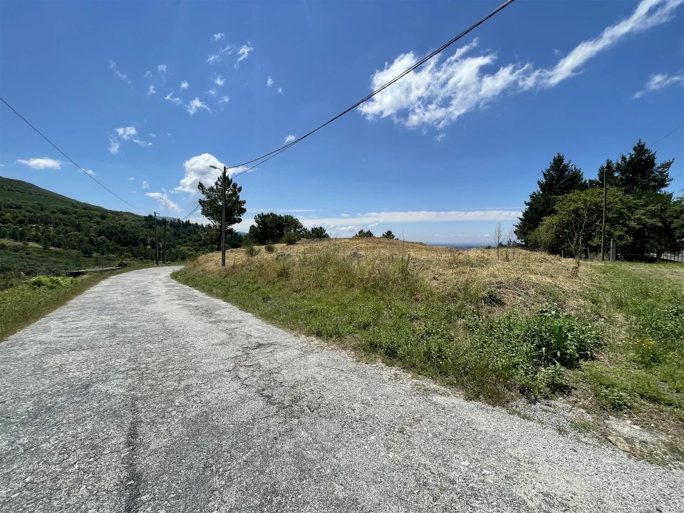 Terreno para Venda em Gouveia (São Pedro e São Julião) Foto 6