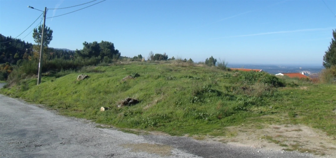 Terreno para Venda em Gouveia (São Pedro e São Julião) Foto 4