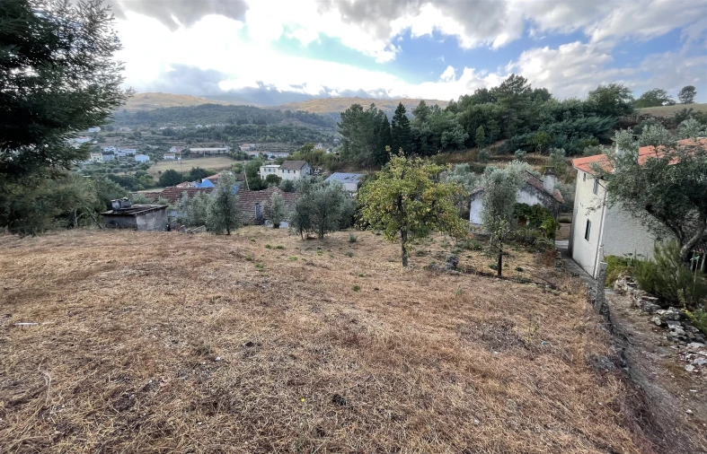 Moradia T0 para Venda em São Paio Foto 11