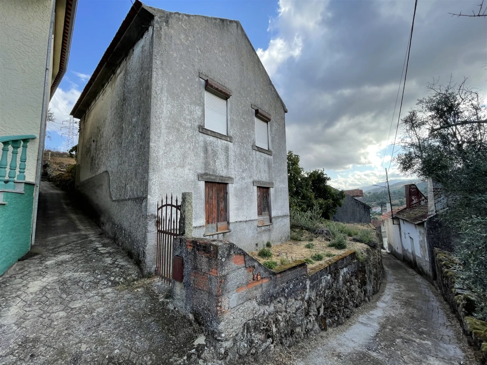 Moradia T0 para Venda em São Paio Foto 6