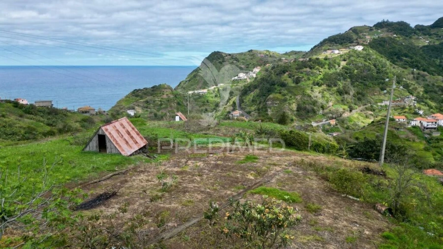 Terreno para Venda em Porto da Cruz Foto 4