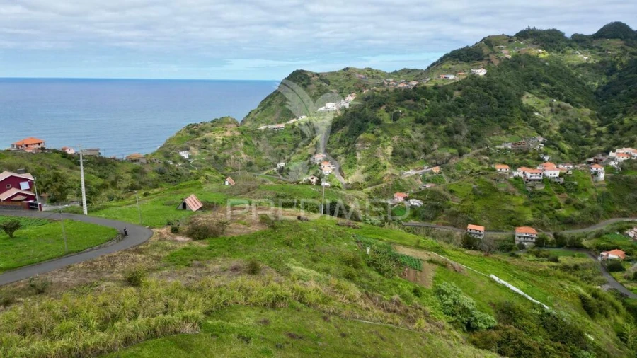 Terreno para Venda em Porto da Cruz Foto 3