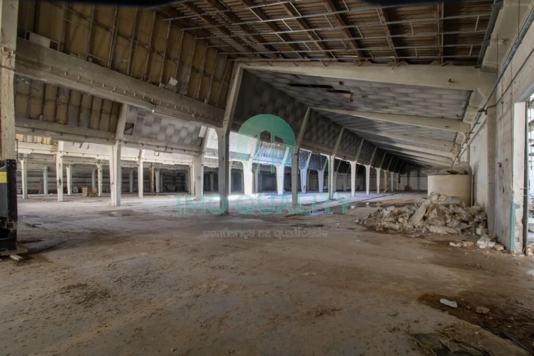 Armazém para Venda em Gulpilhares e Valadares Foto 9