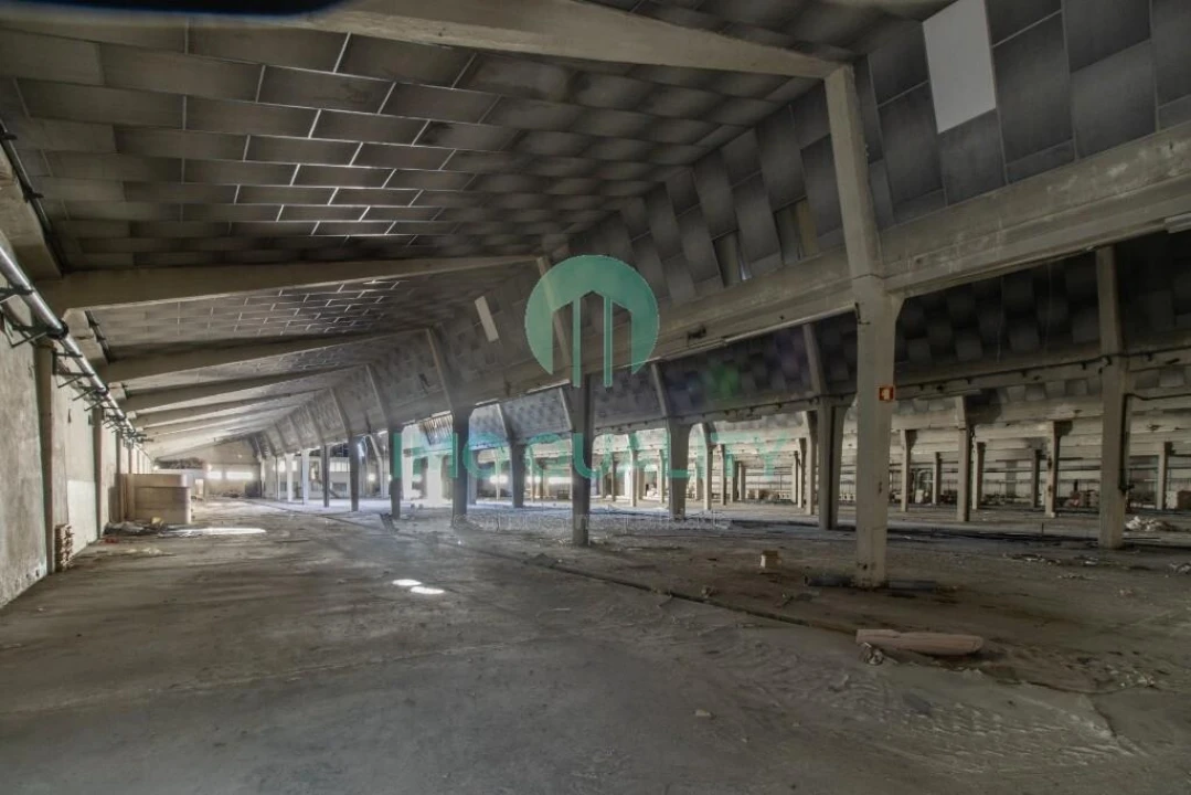 Armazém para Venda em Gulpilhares e Valadares Foto 13