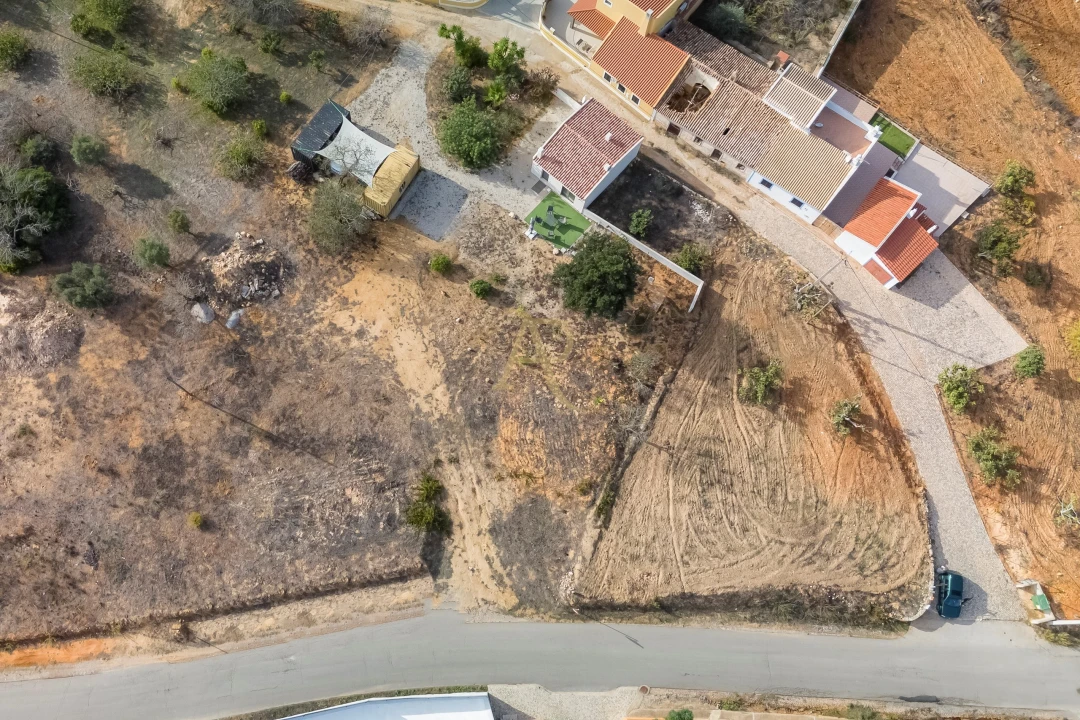 Terreno para Venda em Armação de Pera Foto 6