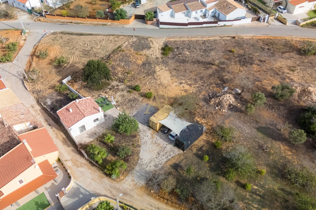 Terreno para Venda em Armação de Pera Foto 9