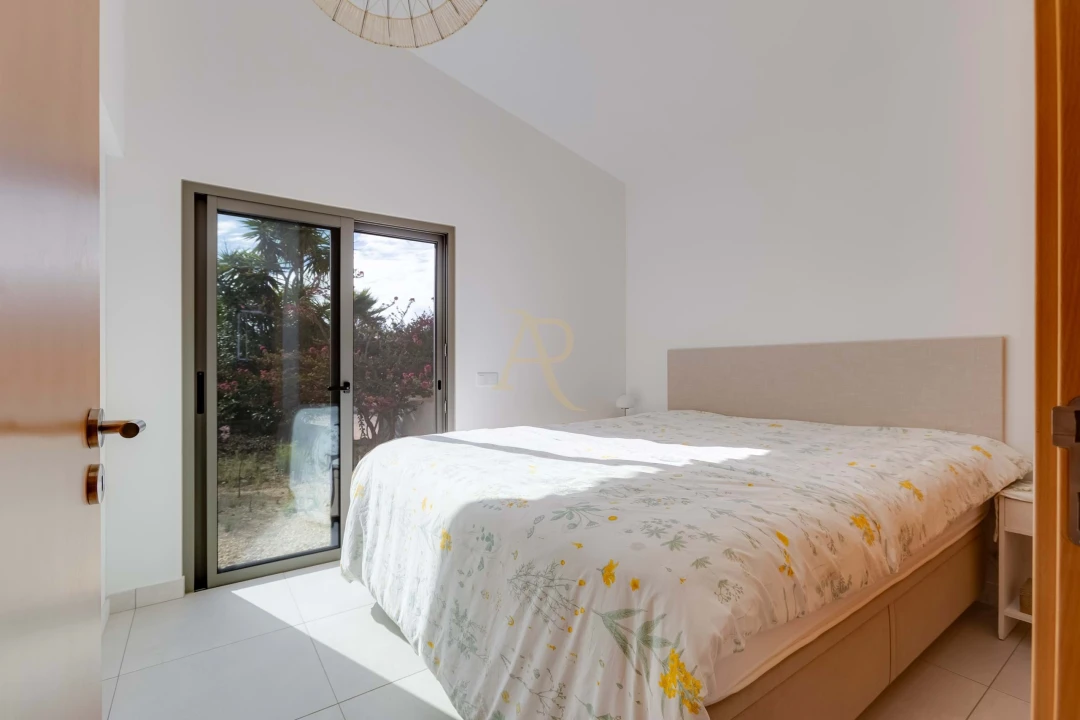 Terreno para Venda em Armação de Pera Foto 24