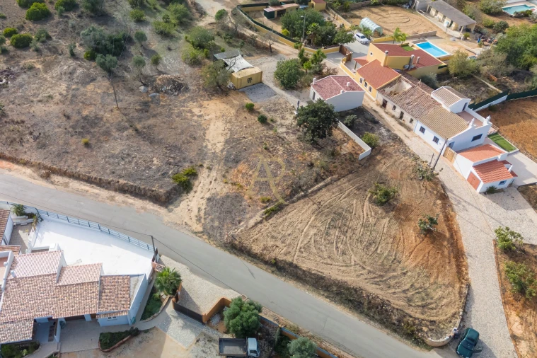 Terreno para Venda em Armação de Pera Foto 5