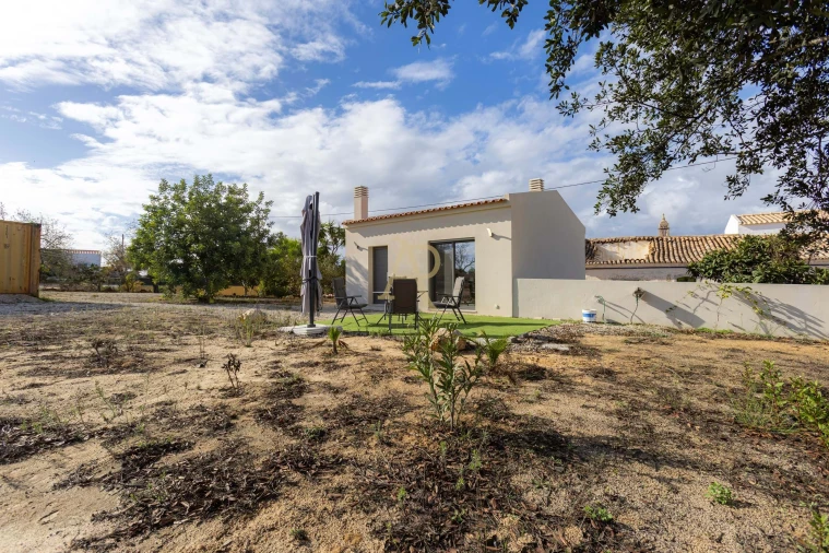 Terreno para Venda em Armação de Pera Foto 17