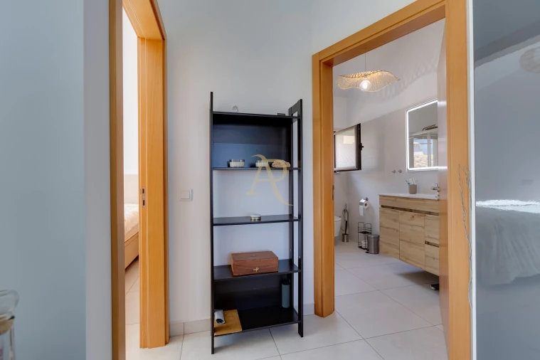 Terreno para Venda em Armação de Pera Foto 23