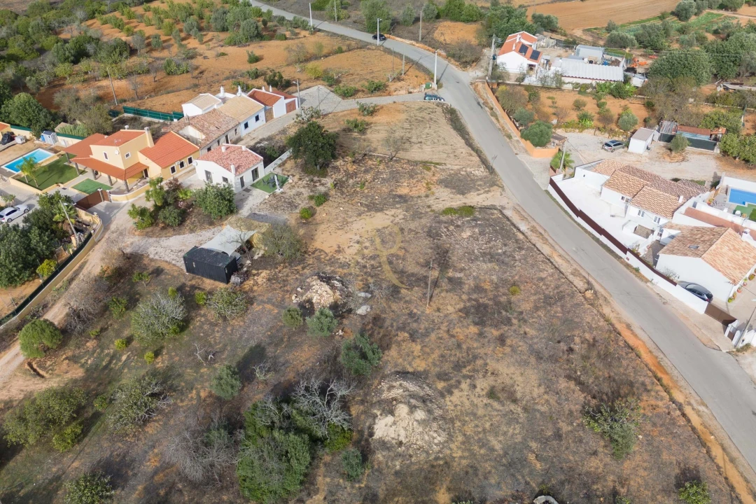 Terreno para Venda em Armação de Pera Foto 4