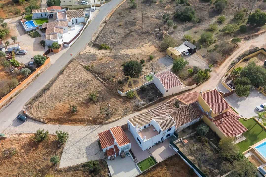 Terreno para Venda em Armação de Pera Foto 7