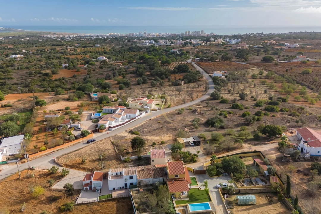 Terreno para Venda em Armação de Pera Foto 1