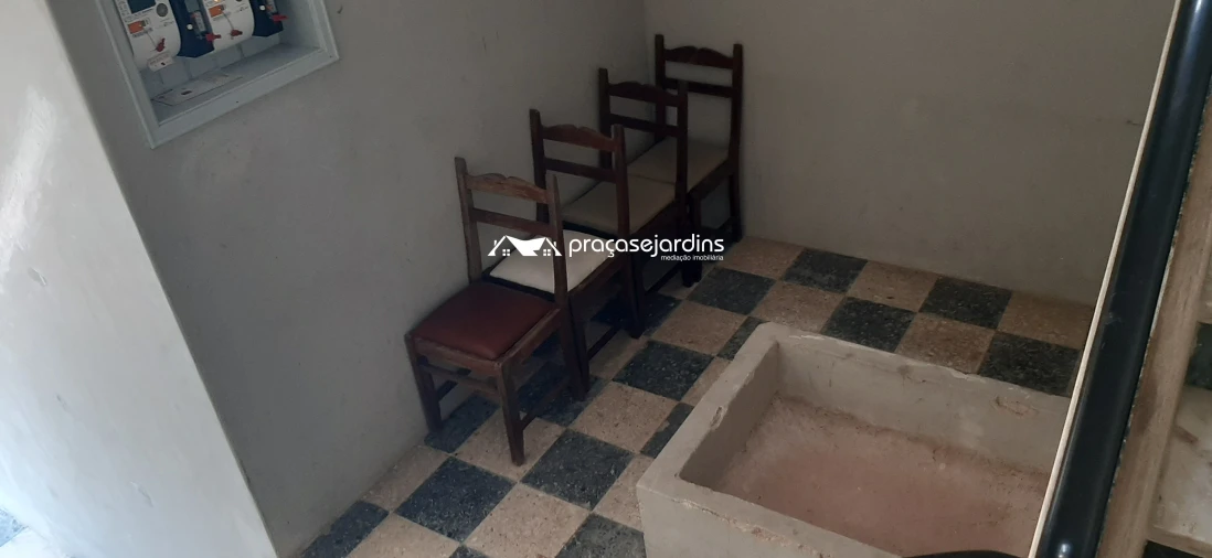 Prédio para Venda em Vieira de Leiria Foto 12