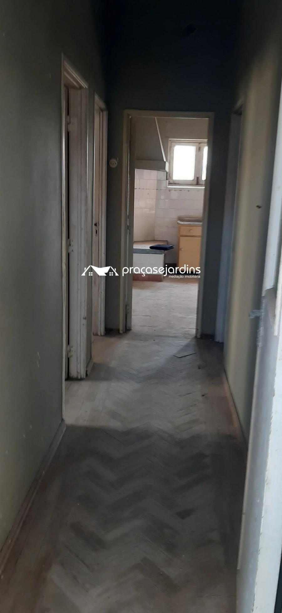 Prédio para Venda em Vieira de Leiria Foto 5