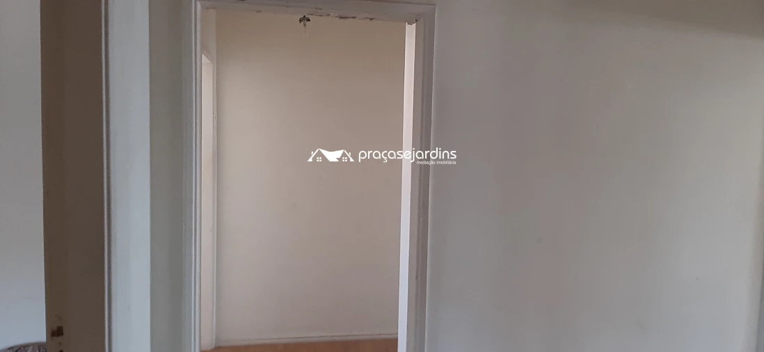 Prédio para Venda em Vieira de Leiria Foto 16