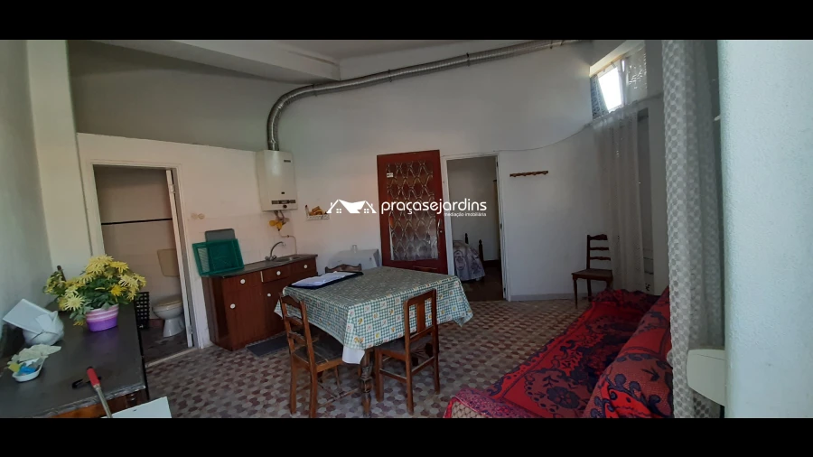 Prédio para Venda em Vieira de Leiria