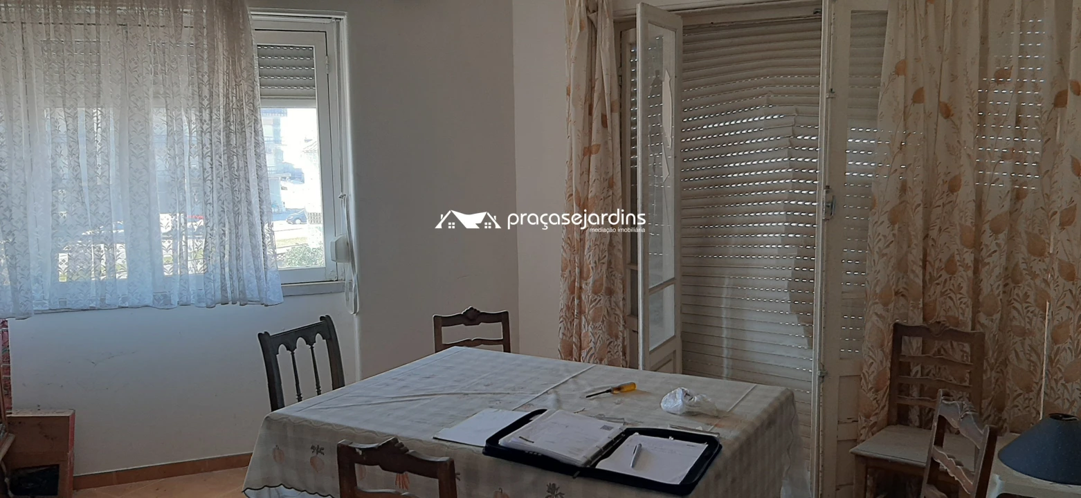 Prédio para Venda em Vieira de Leiria Foto 4