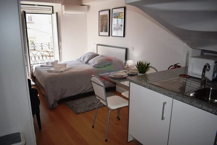 Apartamento para Arrendamento férias em Sé Nova, Santa Cruz, Almedina e São Bartolomeu Foto 2