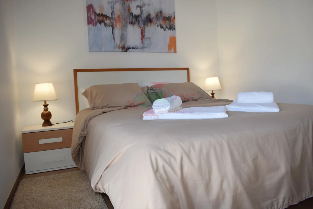 Apartamento T1 para Arrendamento férias em Sé Nova, Santa Cruz, Almedina e São Bartolomeu Foto 11