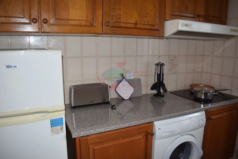 Apartamento T1 para Arrendamento férias em Sé Nova, Santa Cruz, Almedina e São Bartolomeu Foto 6