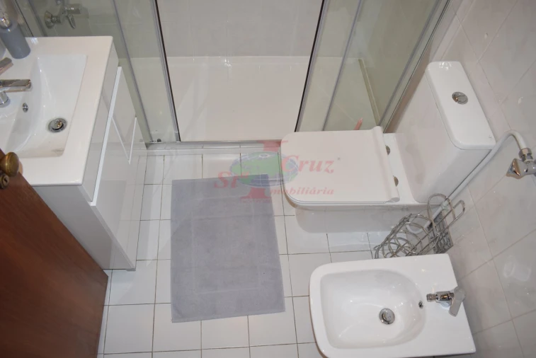 Apartamento T1 para Arrendamento férias em Sé Nova, Santa Cruz, Almedina e São Bartolomeu Foto 14