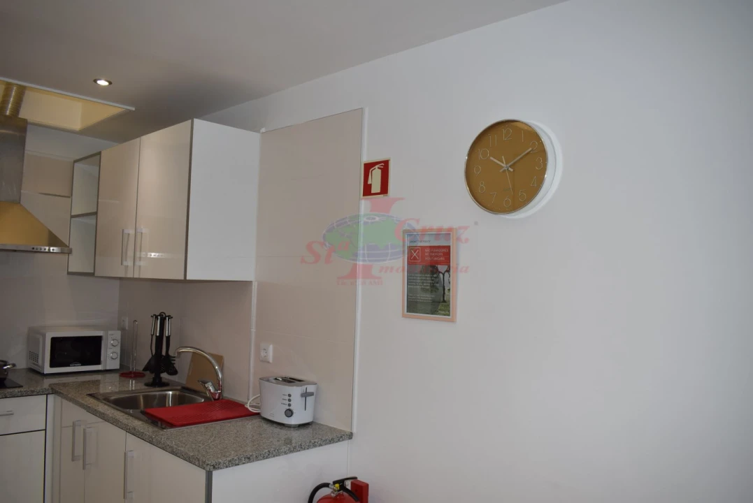 Apartamento para Arrendamento férias em Sé Nova, Santa Cruz, Almedina e São Bartolomeu Foto 8