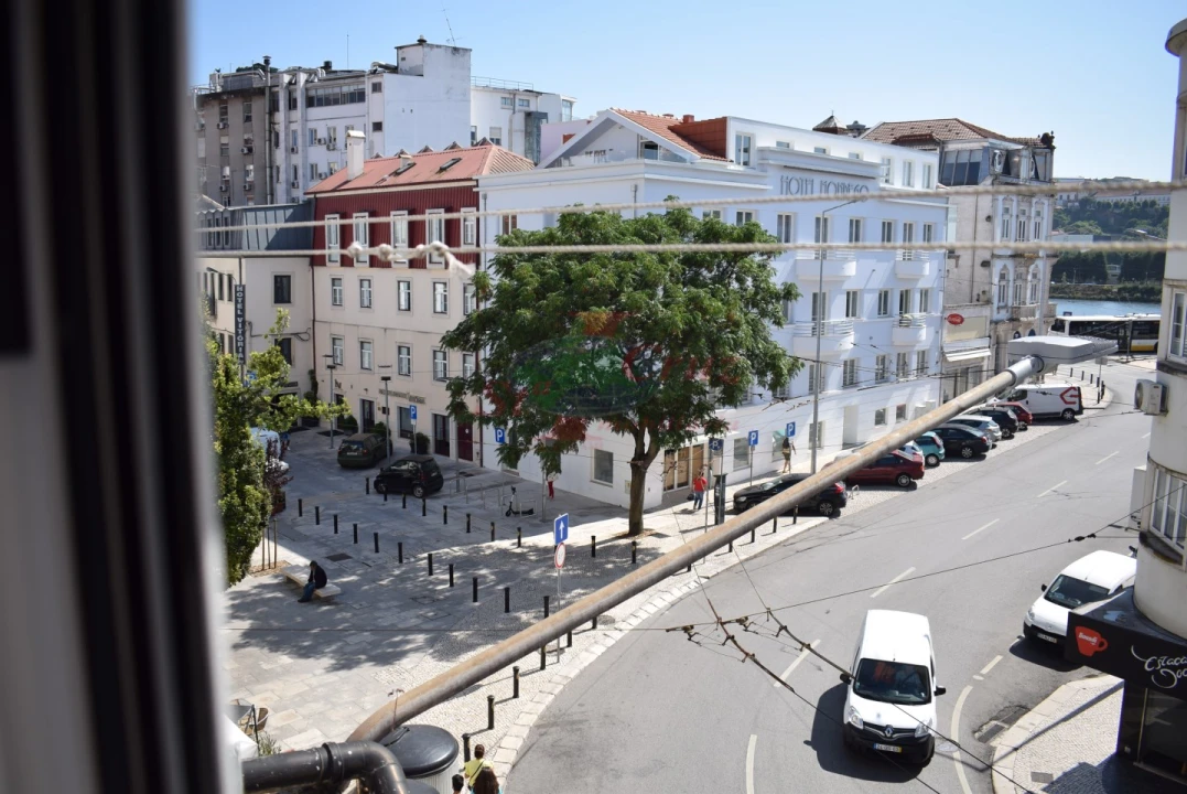 Apartamento para Arrendamento férias em Sé Nova, Santa Cruz, Almedina e São Bartolomeu Foto 15
