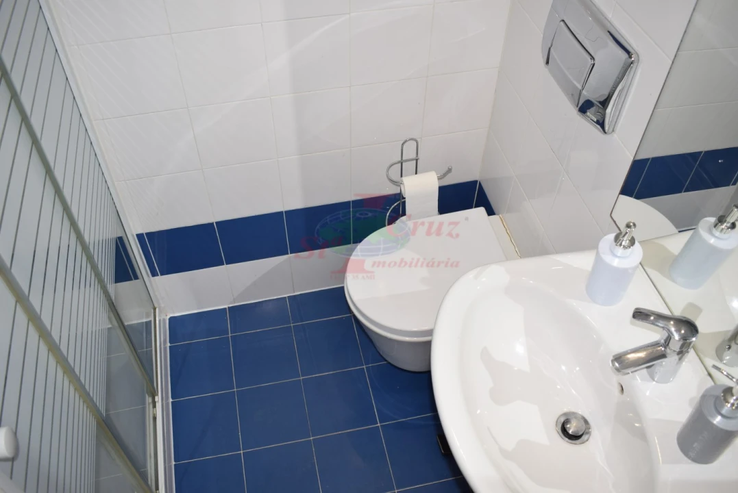 Apartamento para Arrendamento férias em Sé Nova, Santa Cruz, Almedina e São Bartolomeu Foto 13