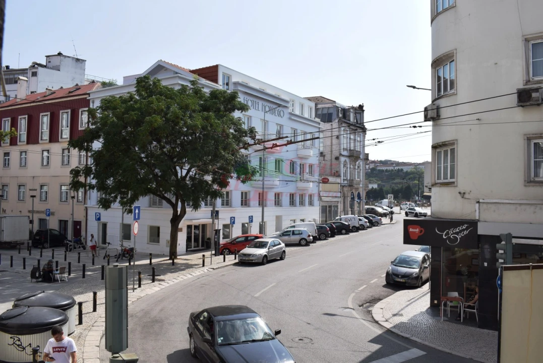 Apartamento para Arrendamento férias em Sé Nova, Santa Cruz, Almedina e São Bartolomeu Foto 15