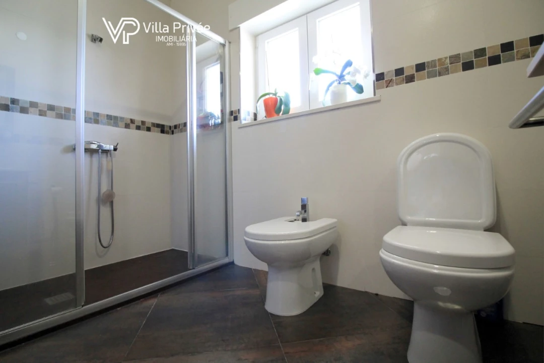 Moradia T5 para Venda em Cernache Foto 28