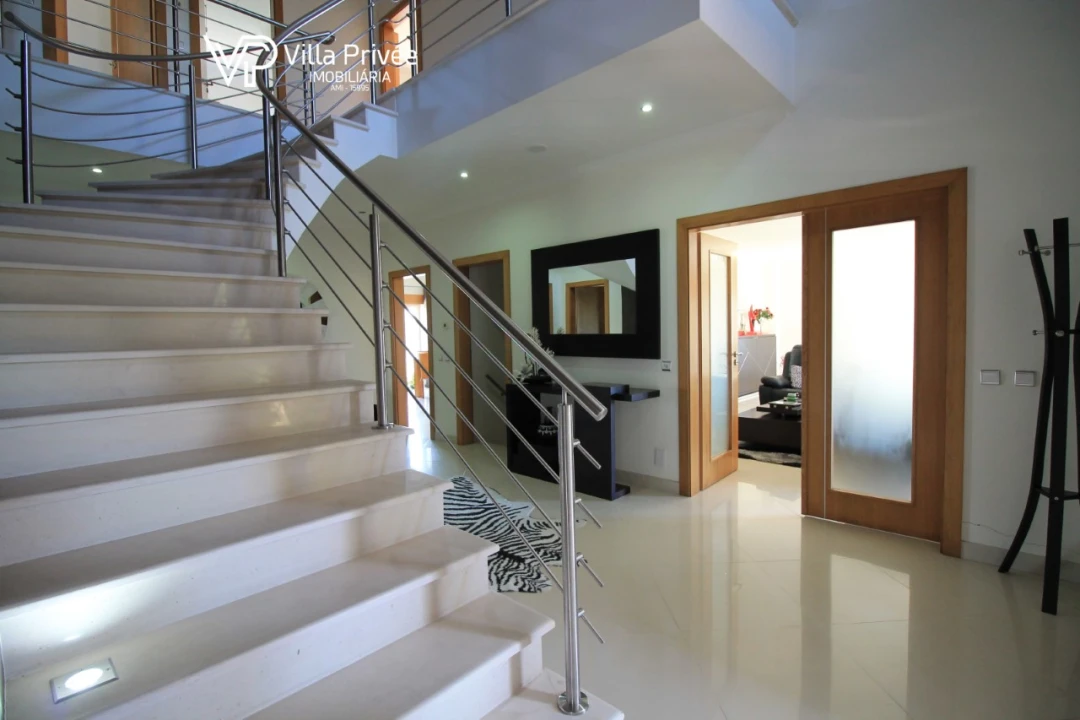 Moradia T5 para Venda em Cernache Foto 33