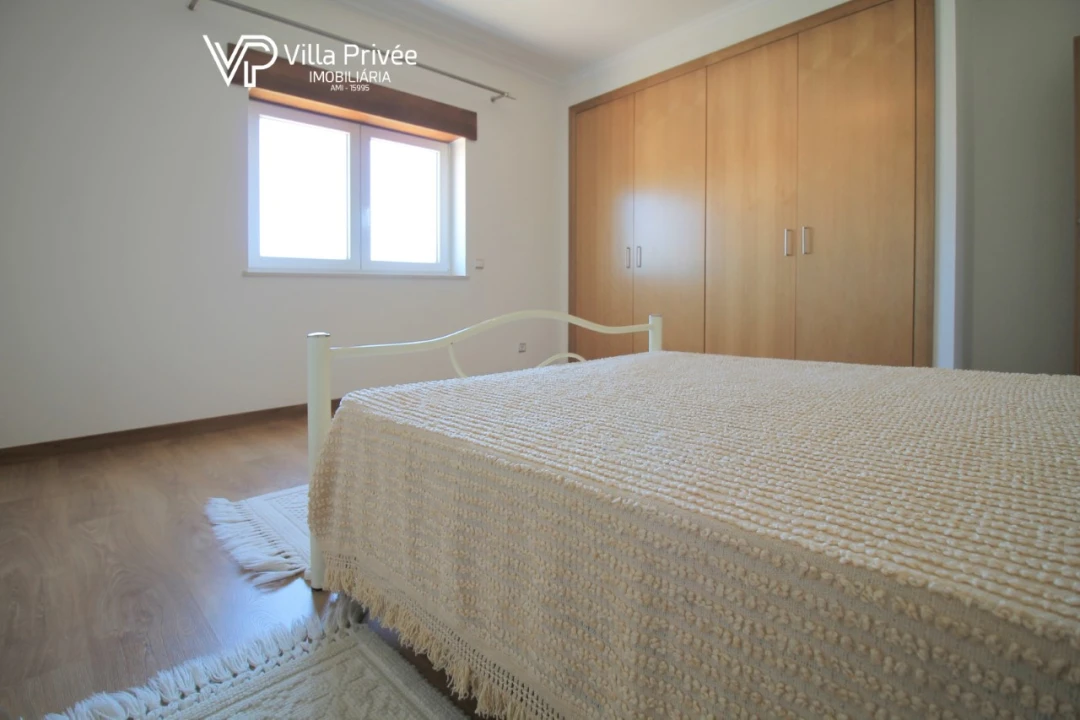 Moradia T5 para Venda em Cernache Foto 48