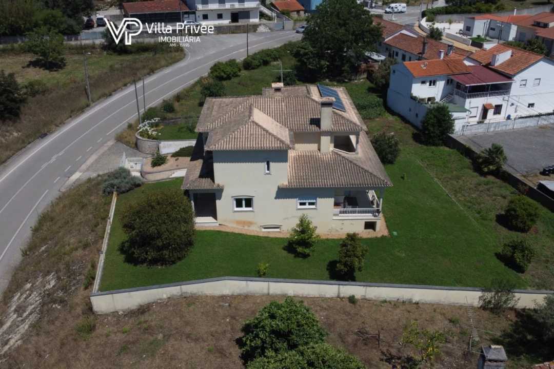 Moradia T5 para Venda em Cernache Foto 62