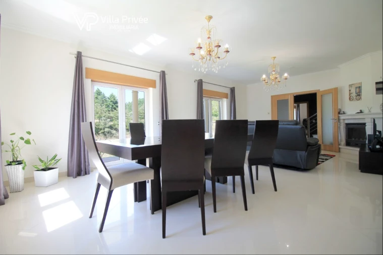 Moradia T5 para Venda em Cernache Foto 15